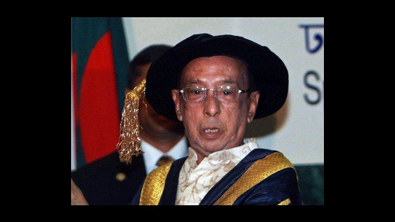 Bangladesh, presidente Rahman morto in clinica Singapore: aveva 84 anni
