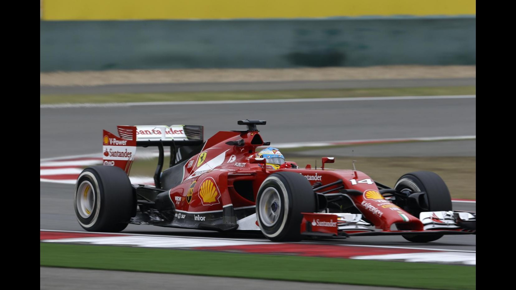 F1, Gp Cina: Hamilton comanda dopo seconde libere davanti ad Alonso