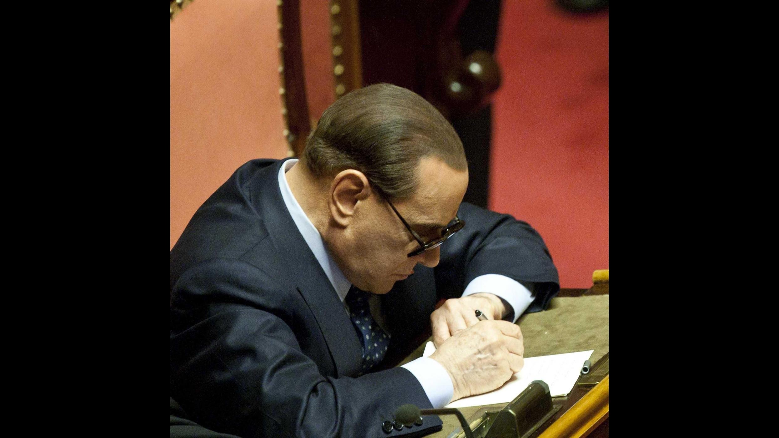 Governo, Berlusconi:Bersani fa la corte a Grillo, teatrino tragico