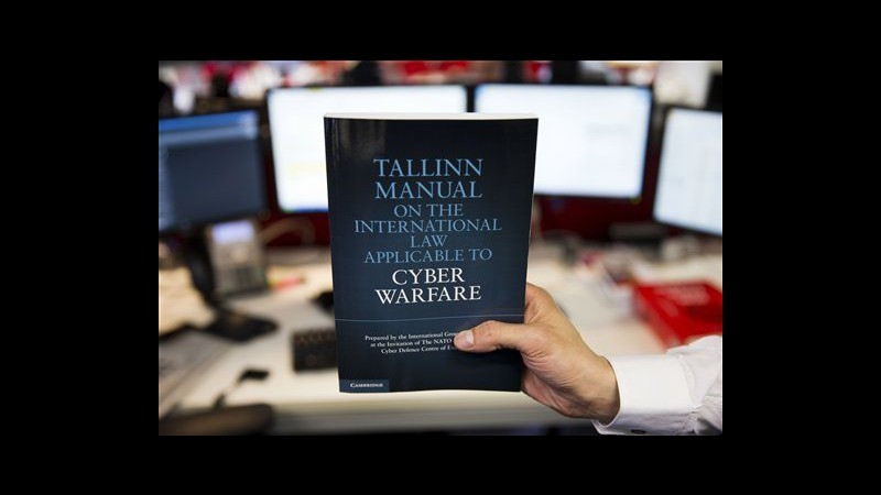 Rischio cyber-guerra? Nato stila manuale con regole internazionali