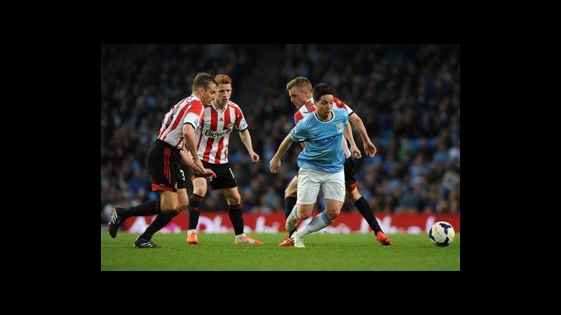 Premier League, Manchester City fermato in casa dal Sunderland 2-2. Sorridono Liverpool e Chelsea