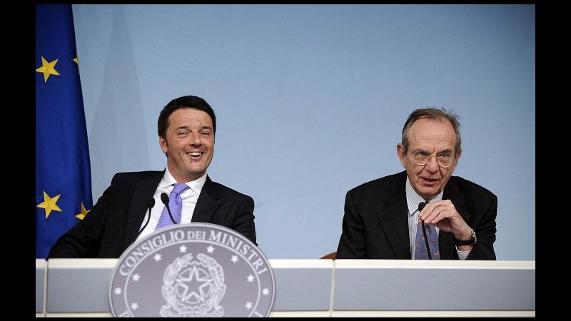 Def, oggi il responso alle 16. Renzi: Amici gufi, aspettate venerdì