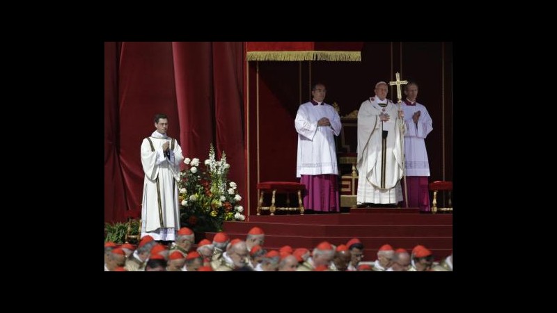 Papa, l’appello ai politici: Siate custodi della creazione
