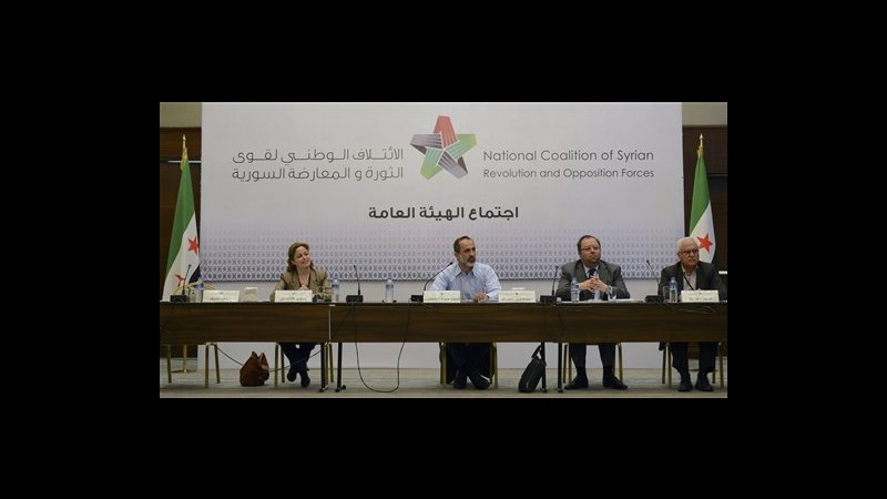 Siria, opposizione elegge Hitto premier: 50enne con una vita in Usa
