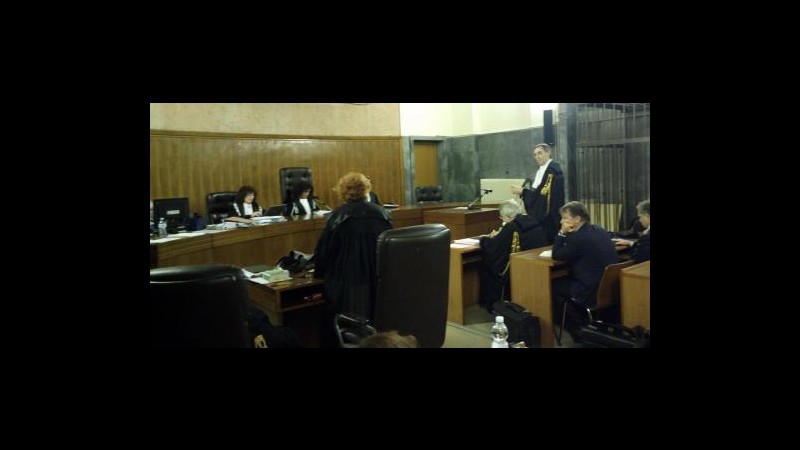 Caso Ruby, sì al legittimo impedimento. Boccassini protesta