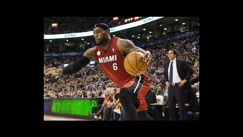 Nba, 22/a vittoria per Miami. Clippers battono New York, bene Lakers