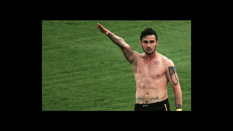 Grecia, Katidis esulta con saluto nazista, escluso a vita da Nazionale