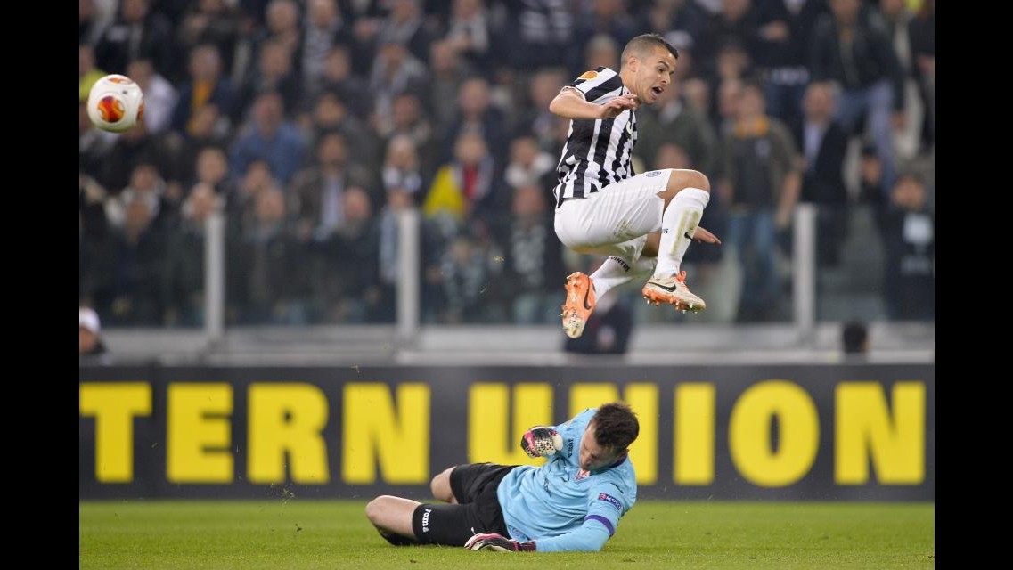 Serie A in campo, Juve a Udine per respingere assalto Roma. Tevez in panchina, c’è Giovinco