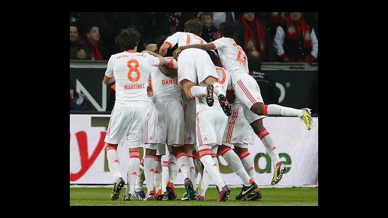 Bundesliga, Bayern espugna Leverkusen. Borussia Dortmund travolgente
