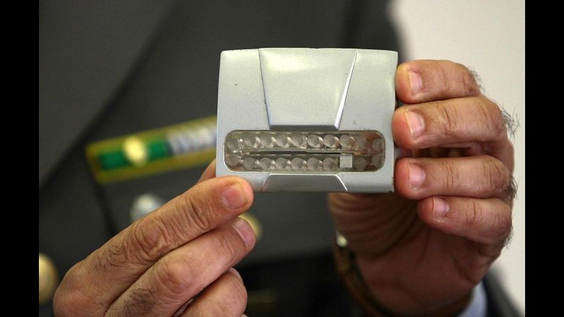 Roma, clonavano carte di credito dei turisti: sette arresti