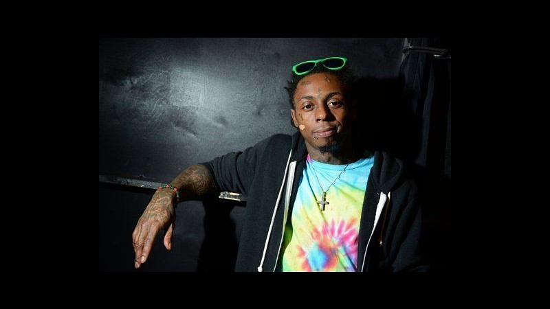 Lil Wayne ricoverato per crisi epilettica: Non sono in fin di vita