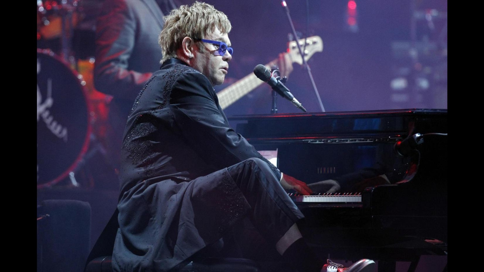 Elton John cancella concerto in Alabama per motivi salute