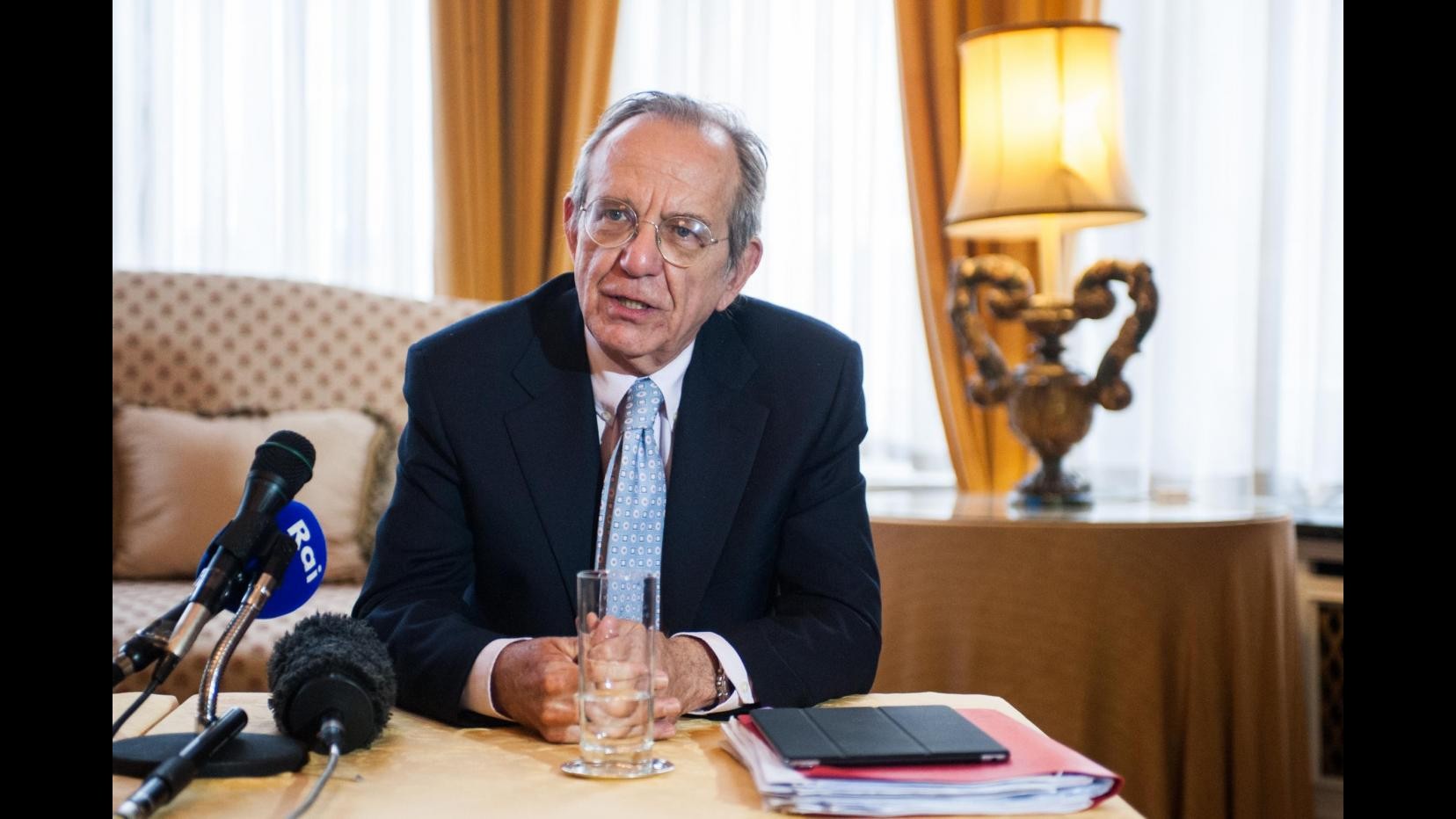 Padoan: Concertazione in passato inefficiente, obiettivi mancati