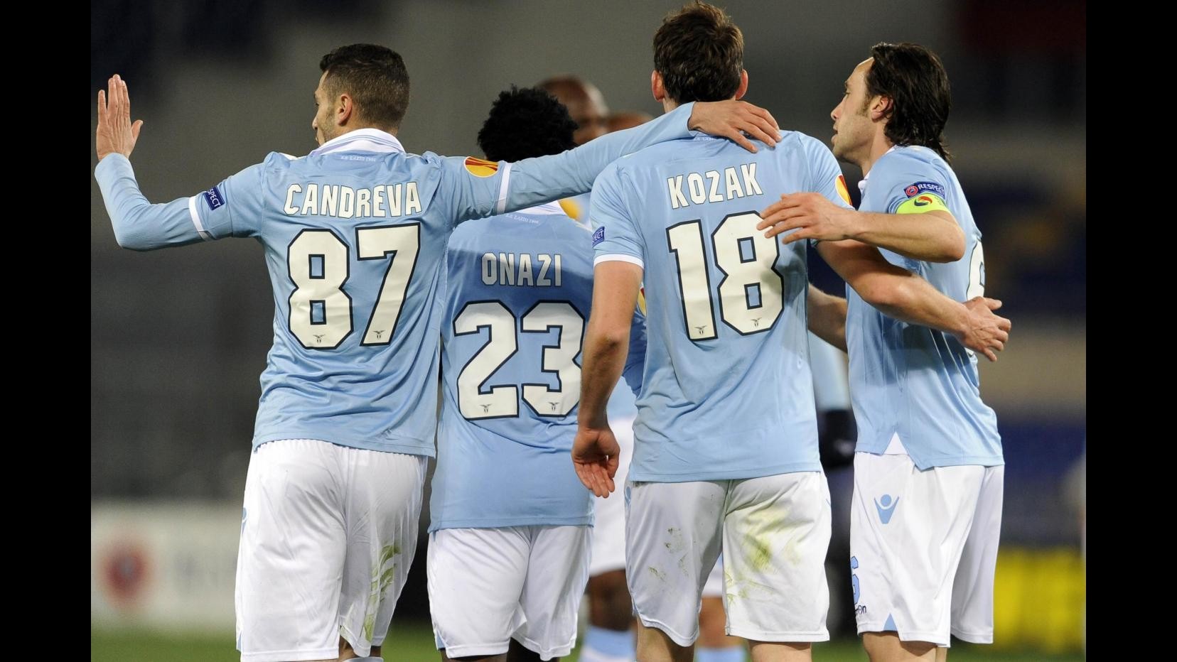 Europa League, Kozak bello di notte: 3-1 a Stoccarda, Lazio ai quarti