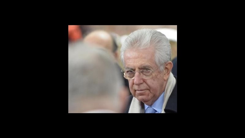 Monti: Presidenza Camere? Prima parliamo di Governo, noi pronti