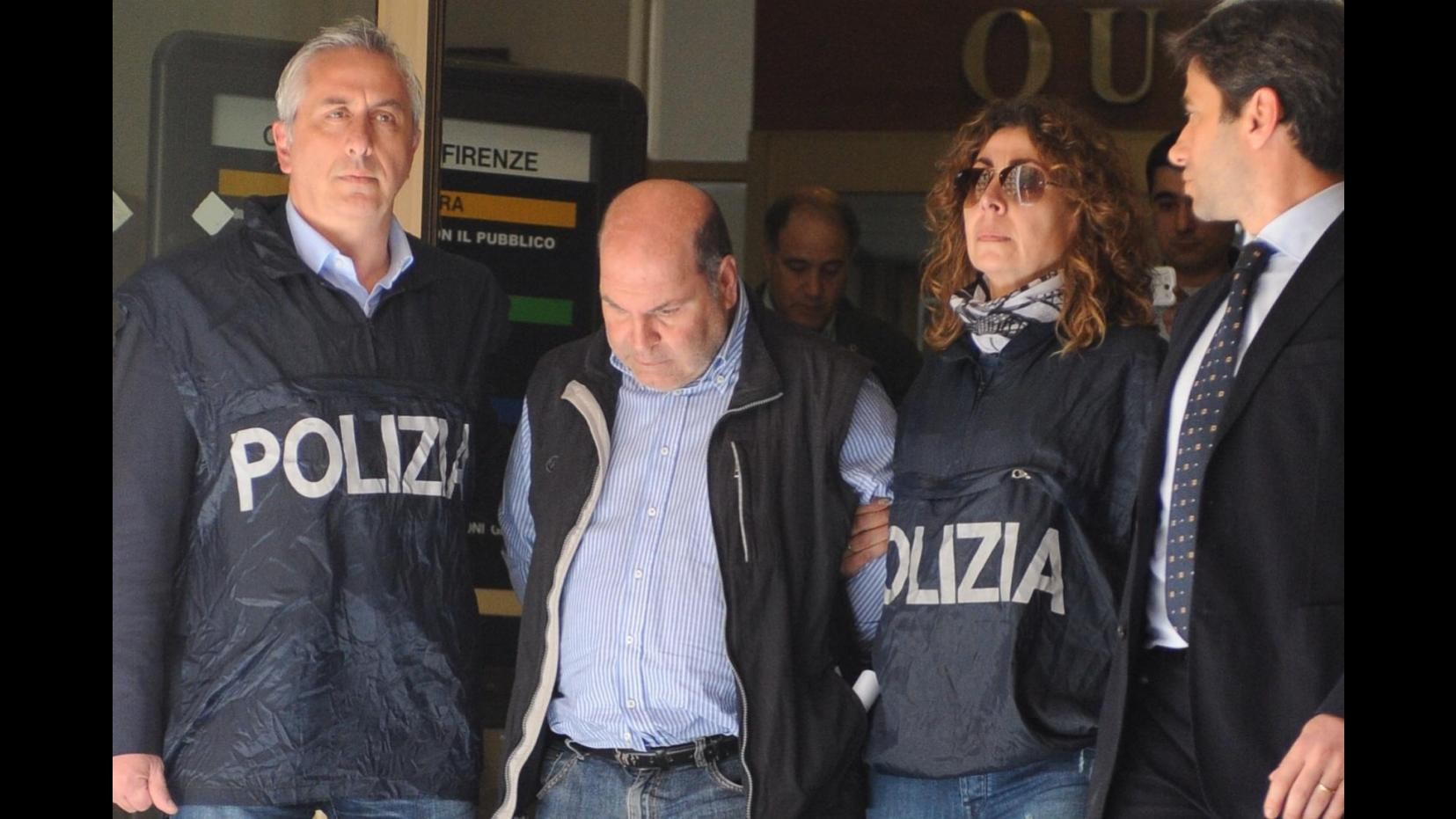 Donna crocifissa a Firenze, questore: Arrestato non ha nessuno scompenso psichiatrico