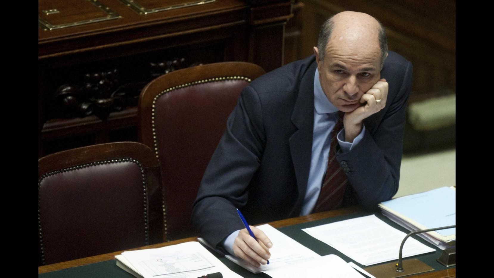 Passera: Chiusura stabilimento Bridgestone a Bari non è irrevocabile