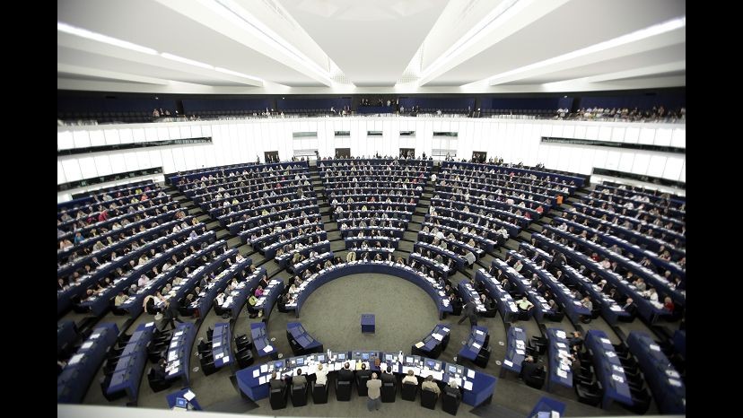 Europee, legge elettorale rinviata a Consulta: dubbi sulla soglia del 4%