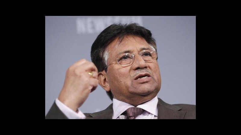 Pakistan, Musharraf tornerà in patria per candidarsi a legislative