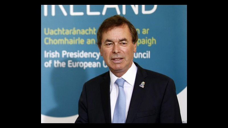 Irlanda, ministro Giustizia si dimette per scandalo corruzione polizia