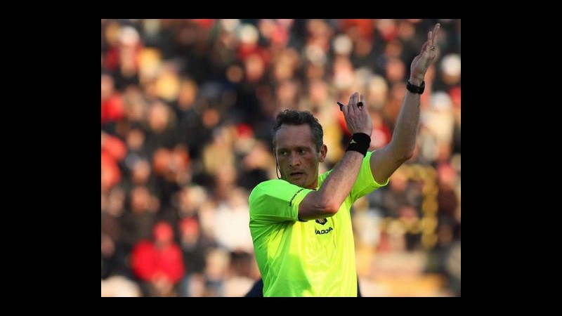 Calcio, B Italia a lezione di comportamento in campo