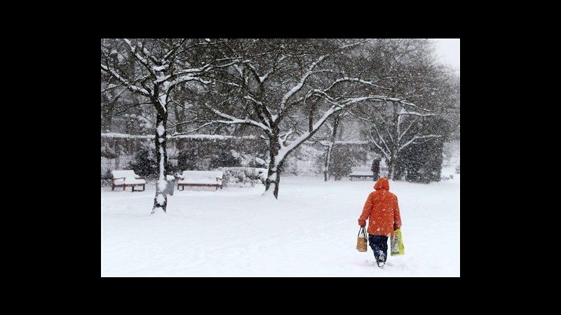 Maltempo, neve paralizza trasporti in Francia, Belgio e Regno Unito
