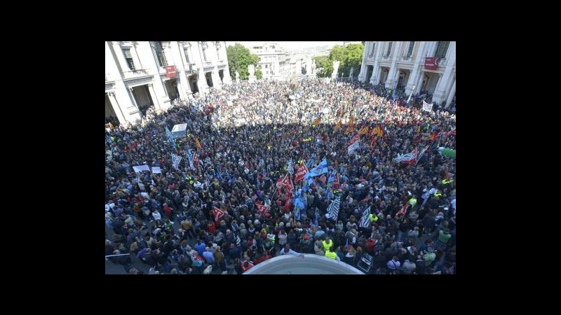Roma, protesta oceanica in Campidoglio:in piazza i dipendenti comunali