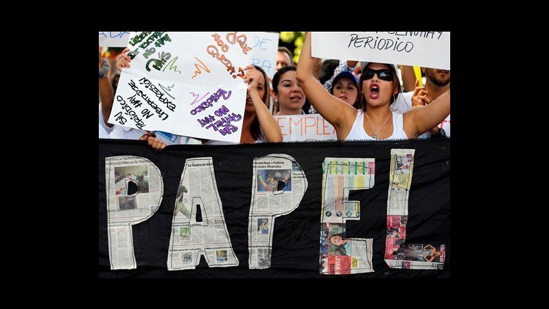 Venezuela, El Universal riduce pagine per mancanza di carta da giornale