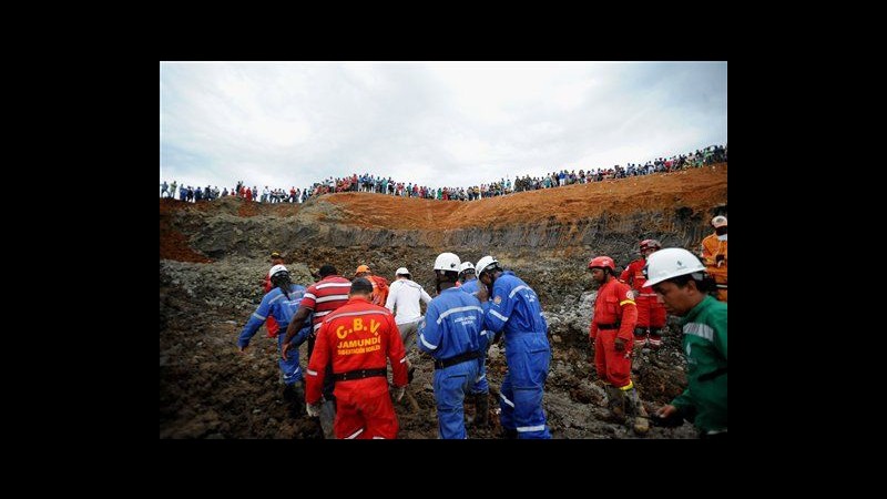 Colombia, salite a 12 le vittime di crollo miniera d’oro