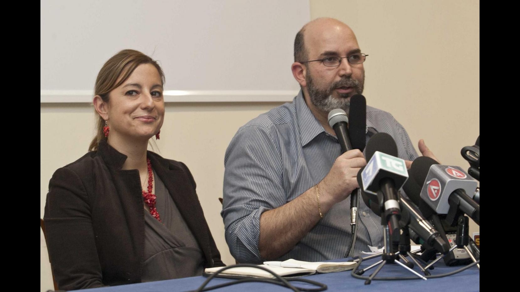 M5S, Crimi: A Napolitano chiederemo un governo a 5 Stelle