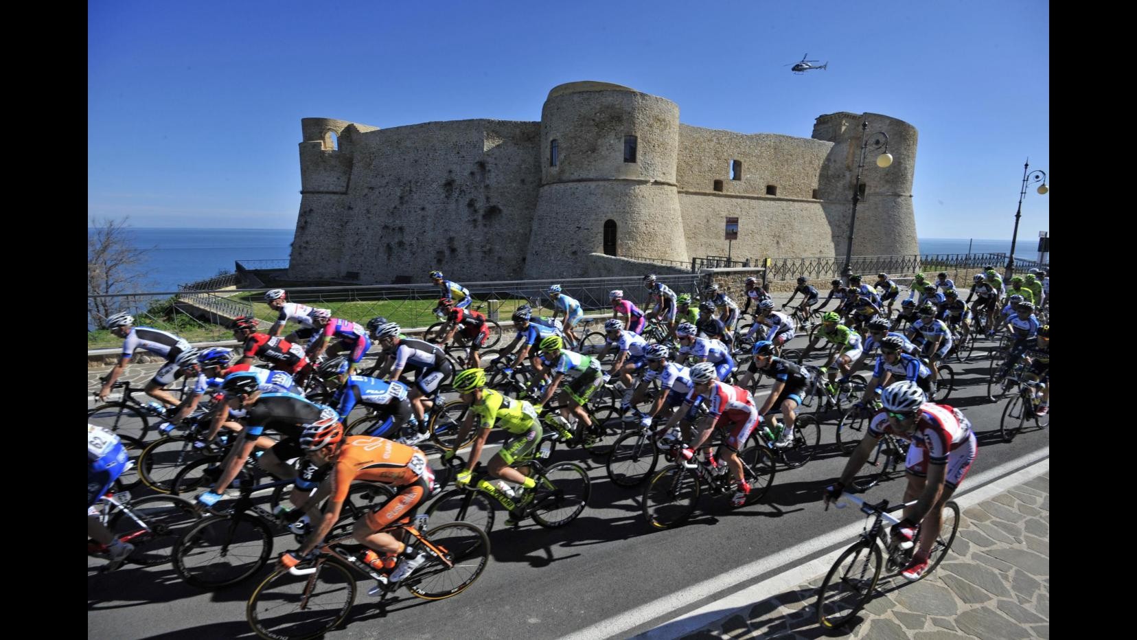 Tirreno-Adriatico, quinta tappa a Rodriguez e Froome nuovo leader