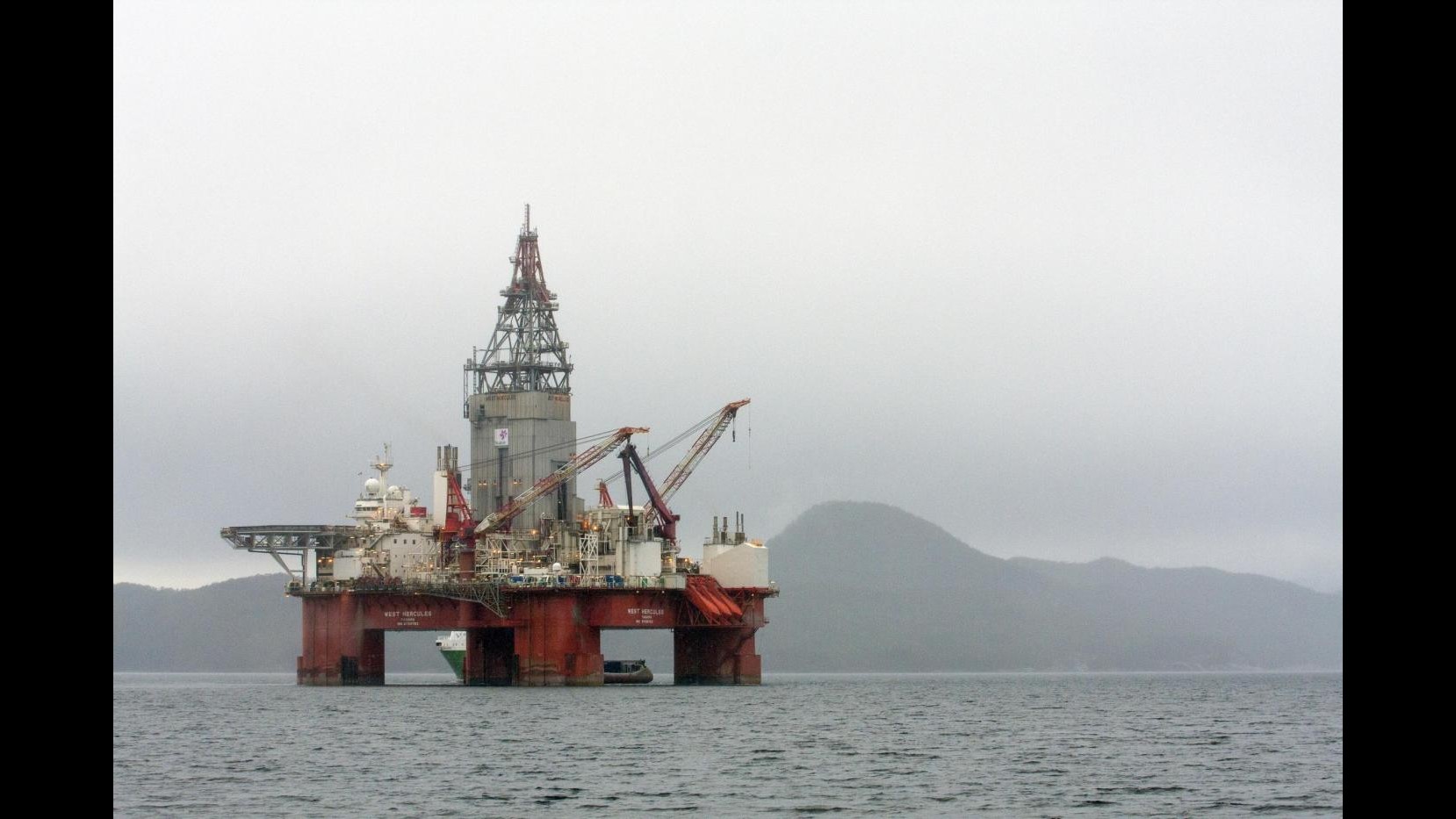 Eni: Scoperti 125-140 mln di barili di petrolio in mare di Barents