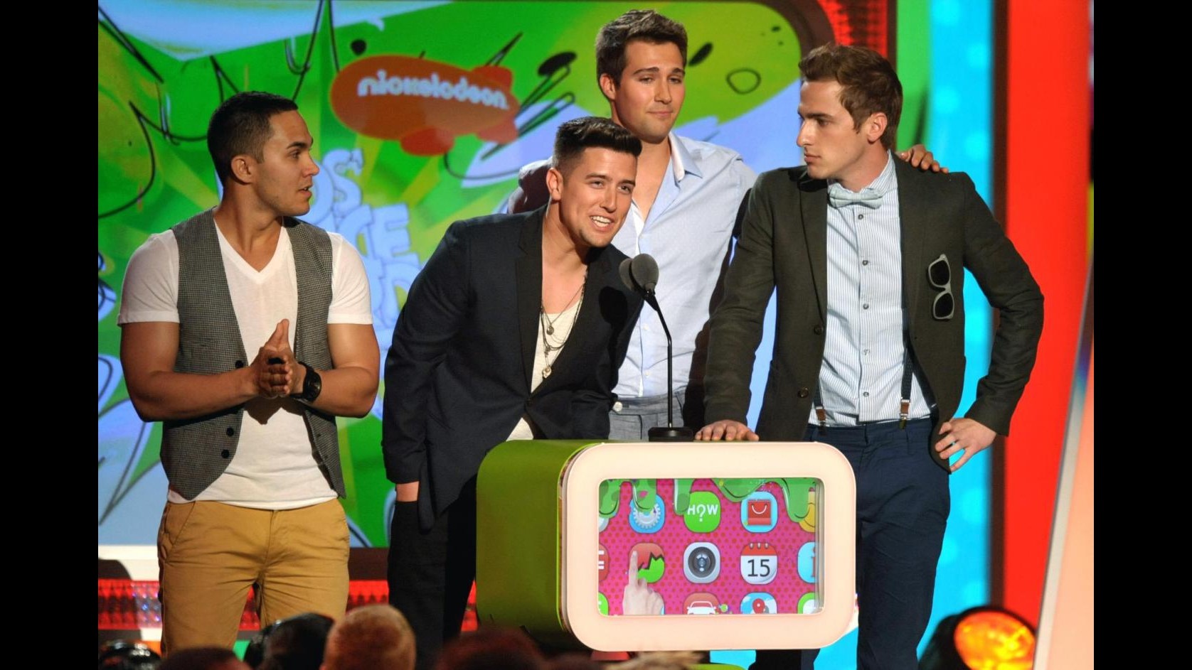 Justin Bieber raccoglie la stima della boy band americana Big Time Rush
