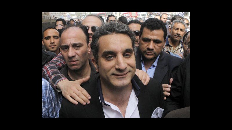 Egitto, esce su cauzione comico arrestato per satira su Islam e Morsi
