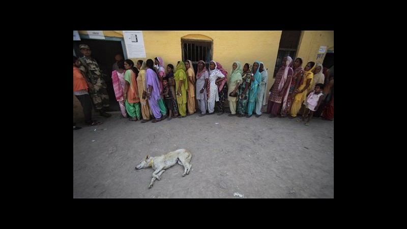 India, nuova giornata di voto: 140 milioni votano in 9 Stati