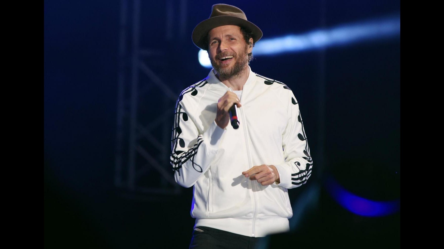 Jovanotti torna sul palco a Padova il 13 luglio: Sarà una festa