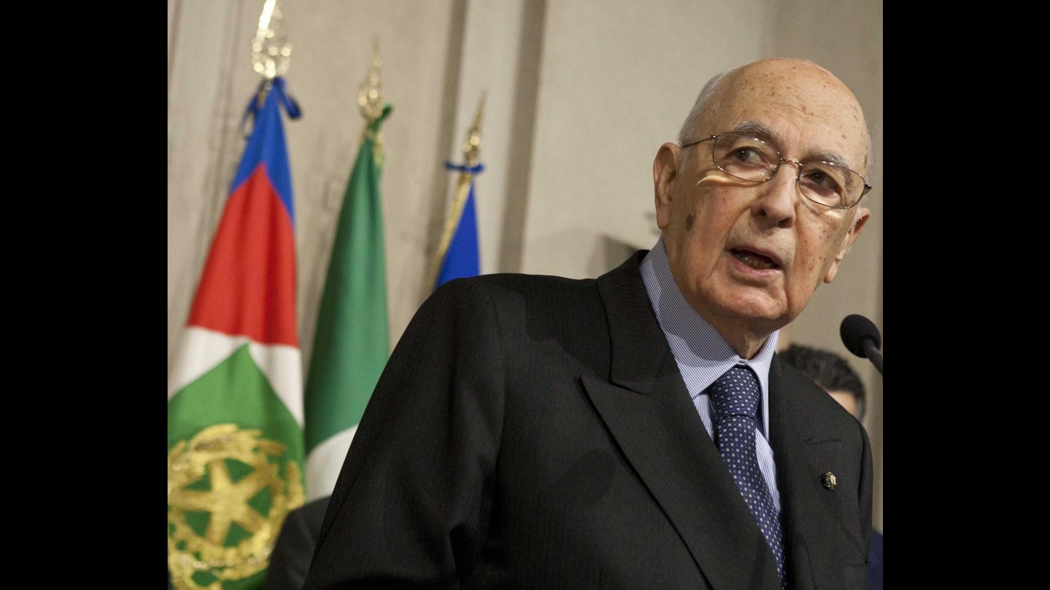 Napolitano: Resto in carica fino a ultimo giorno. Confronto con 2 gruppi personalità