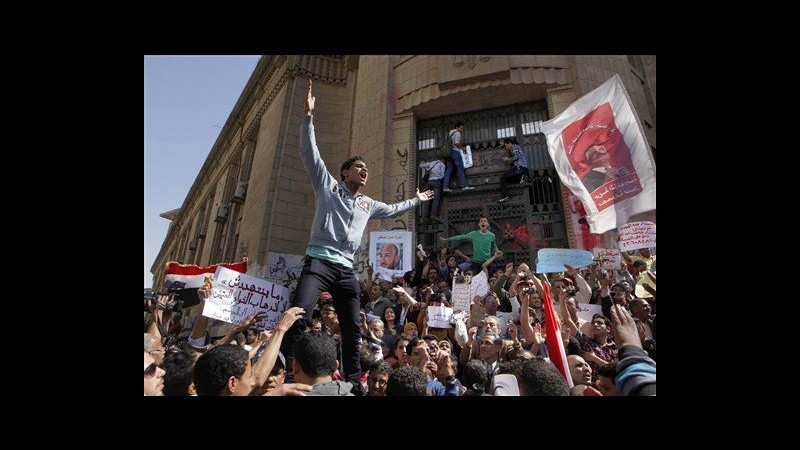 Egitto, proteste al Cairo contro procuratore, scontri in altre città