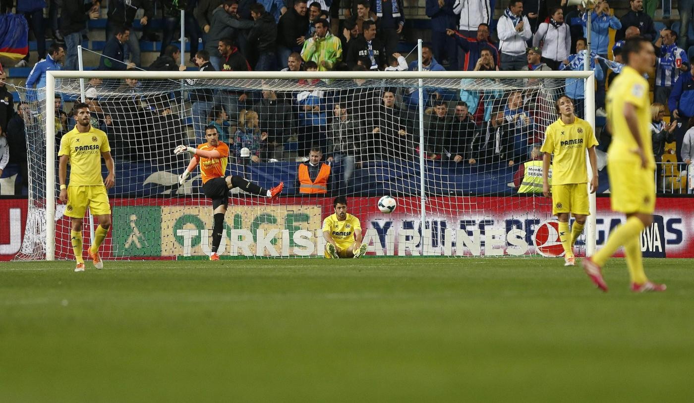 Villareal: espulso a vita dal Madrigal tifoso che ha lanciato banana a Dani Alves