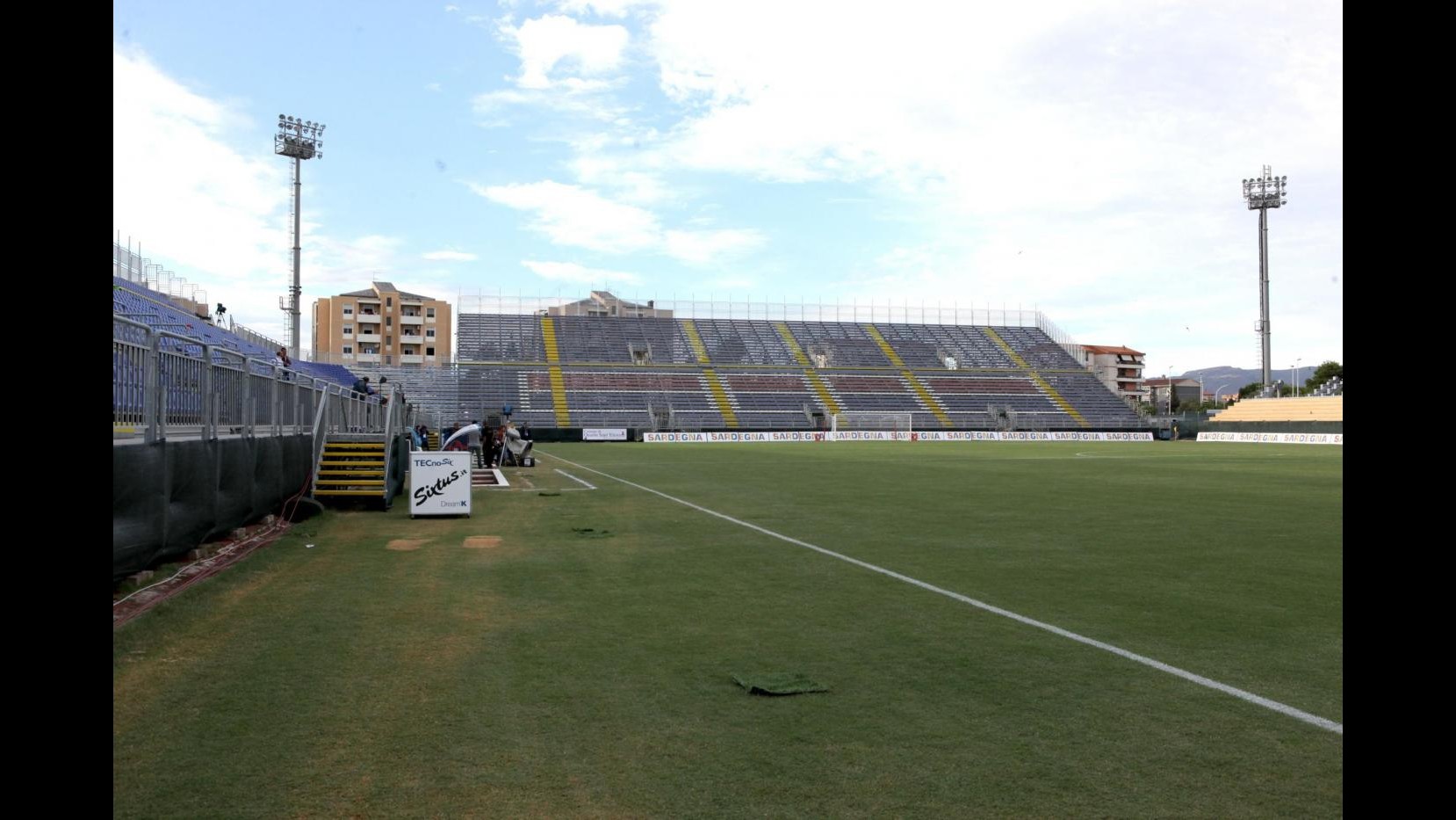 Odissea Is Arenas, Cagliari-Fiorentina a Trieste?