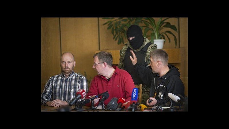 Ucraina, Germania su osservatori Osce rapiti: Russia prenda distanze