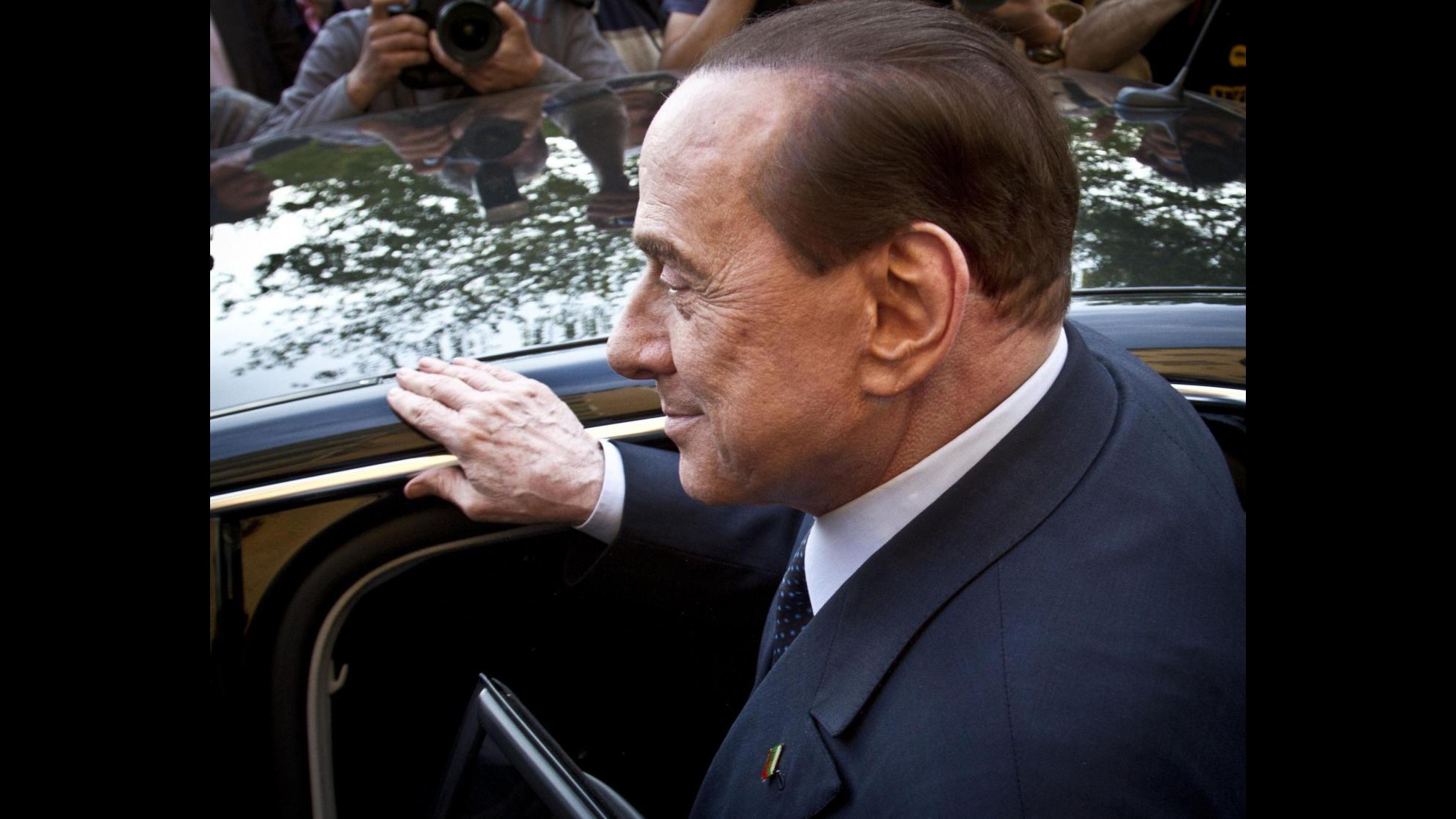 Berlusconi, Sacra Famiglia: Potrebbe iniziare servizio venerdì