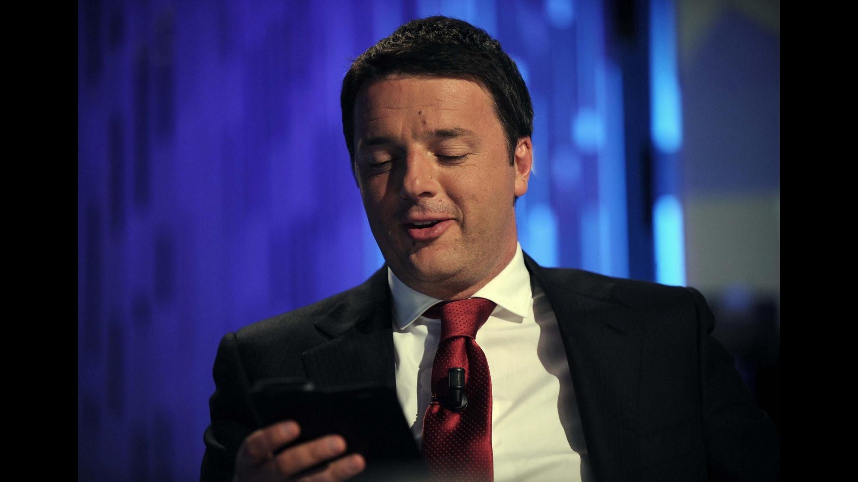 Renzi: Uber servizio straordinario, affronteremo tema