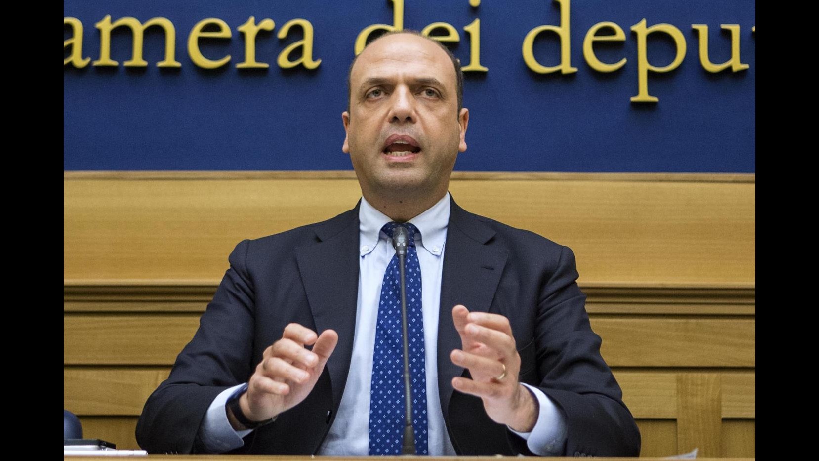 Europee, Alfano: Straripare generale di violenza verbale, noi moderati