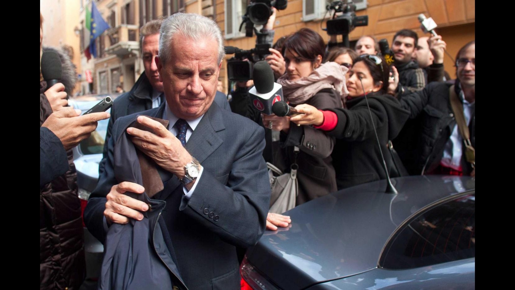 Scajola, dopo le rivelazioni su Biagi la procura di Bologna indaga su omicidio per omissione