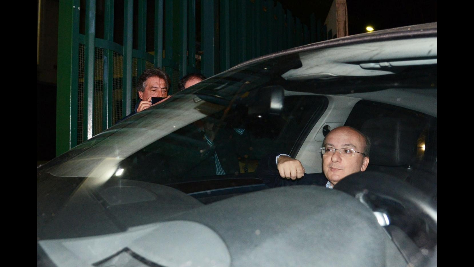 Genovese, gip dispone arresti domiciliari, deputato lascia carcere