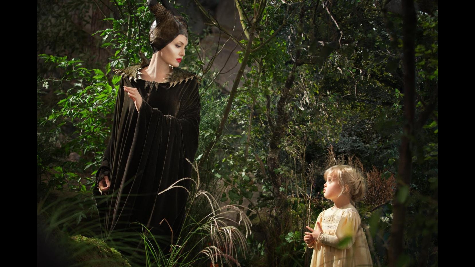 Angelina Jolie: Ho sempre amato Malefica, è forte e sa badare a se stessa