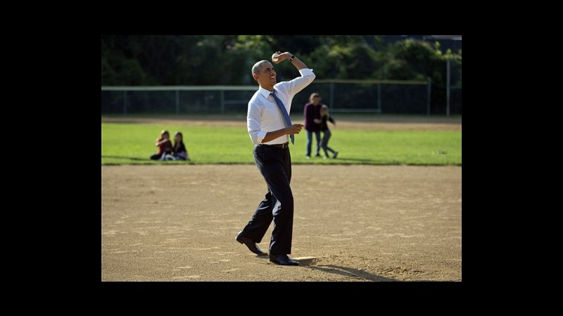 Usa, sorpresa a torneo giovanile baseball: scende in campo Obama