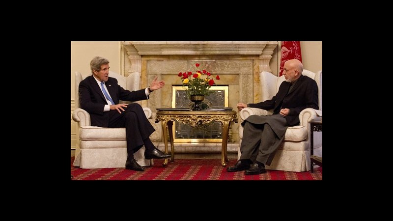 Afghanistan, Kerry in visita a sorpresa incontra Karzai a Kabul