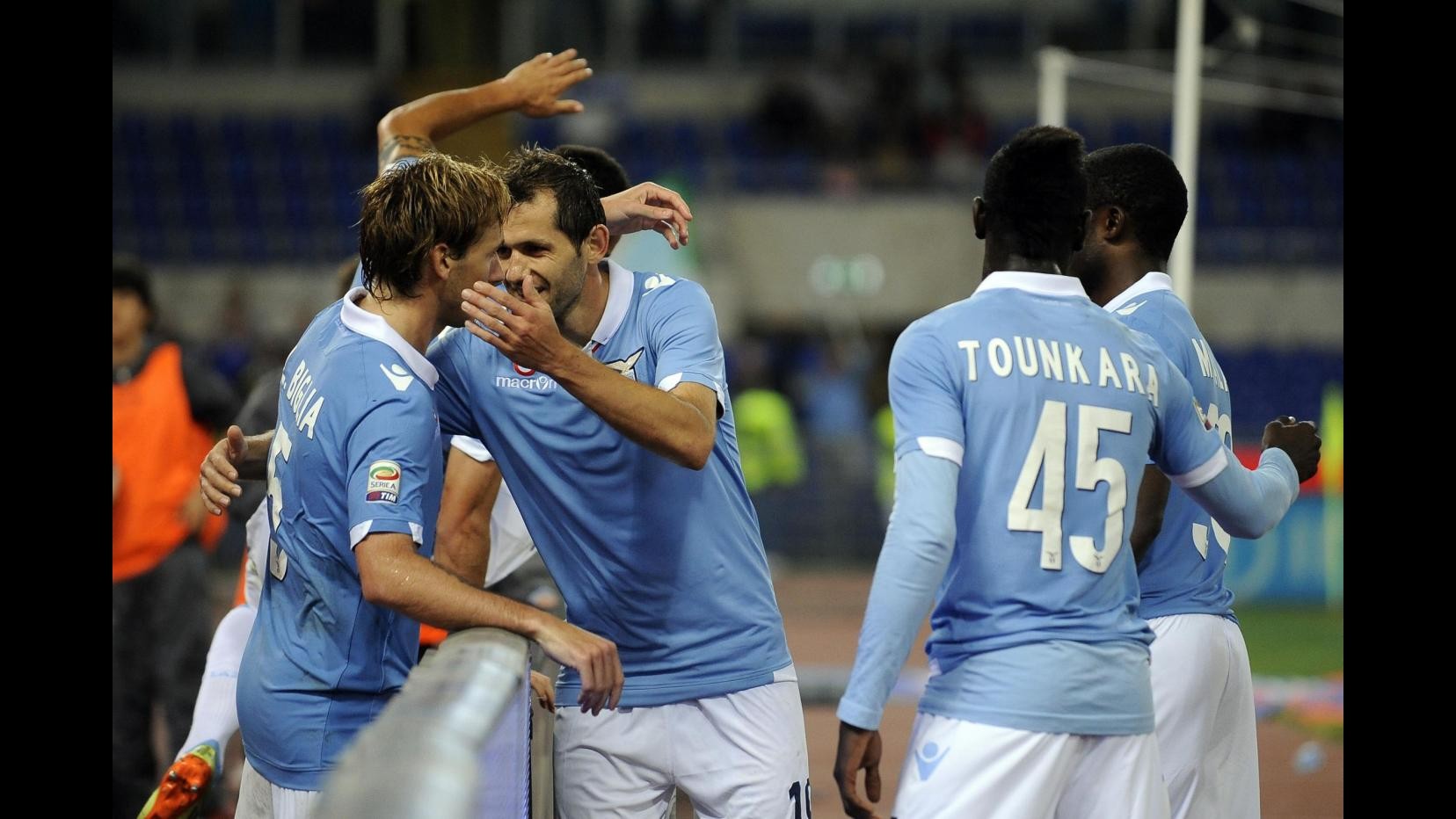 Serie A, Biglia beffa Bologna al 94′: Lazio chiude stagione con vittoria